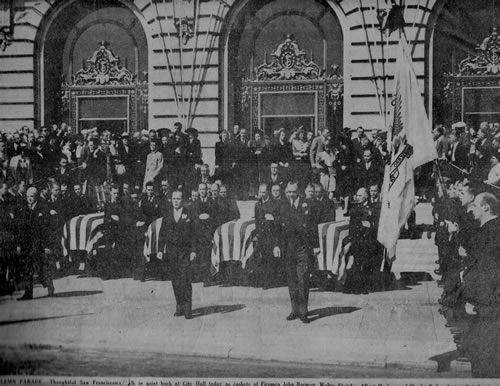 1946 Herbert Hotel - City Hall caskets on steps